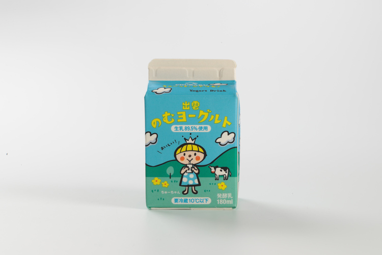 出雲のむヨーグルト　１８０㎖の商品写真