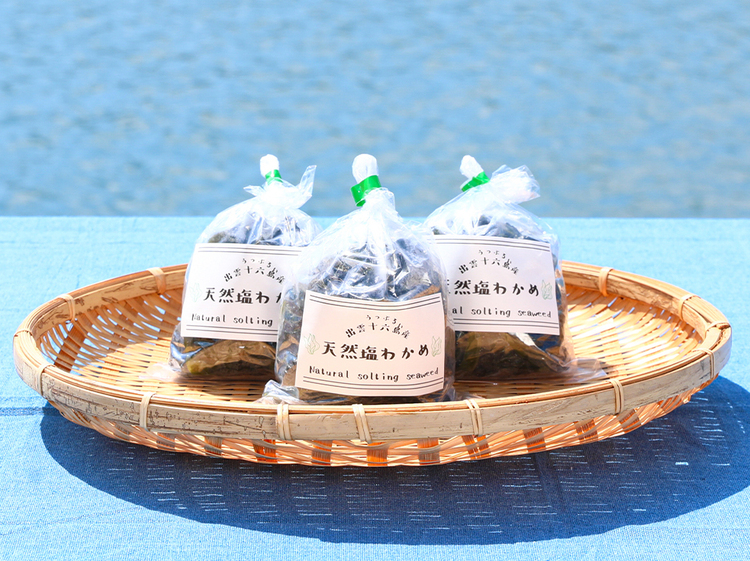 十六島産天然塩わかめ 120gの商品写真